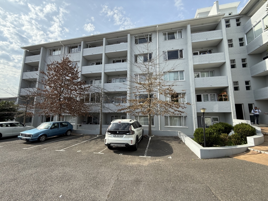 2 Bedroom Property for Sale in Woodstock Western Cape
